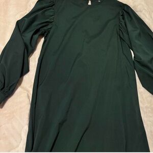 Women's Dark Green Long Sleeve Shift Dress